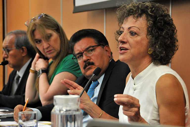 Raúl Trejo Delarbre, Rosa María Mirón, Álvaro Arreola y Jacqueline Peschard. Foto: Francisco Parra. 