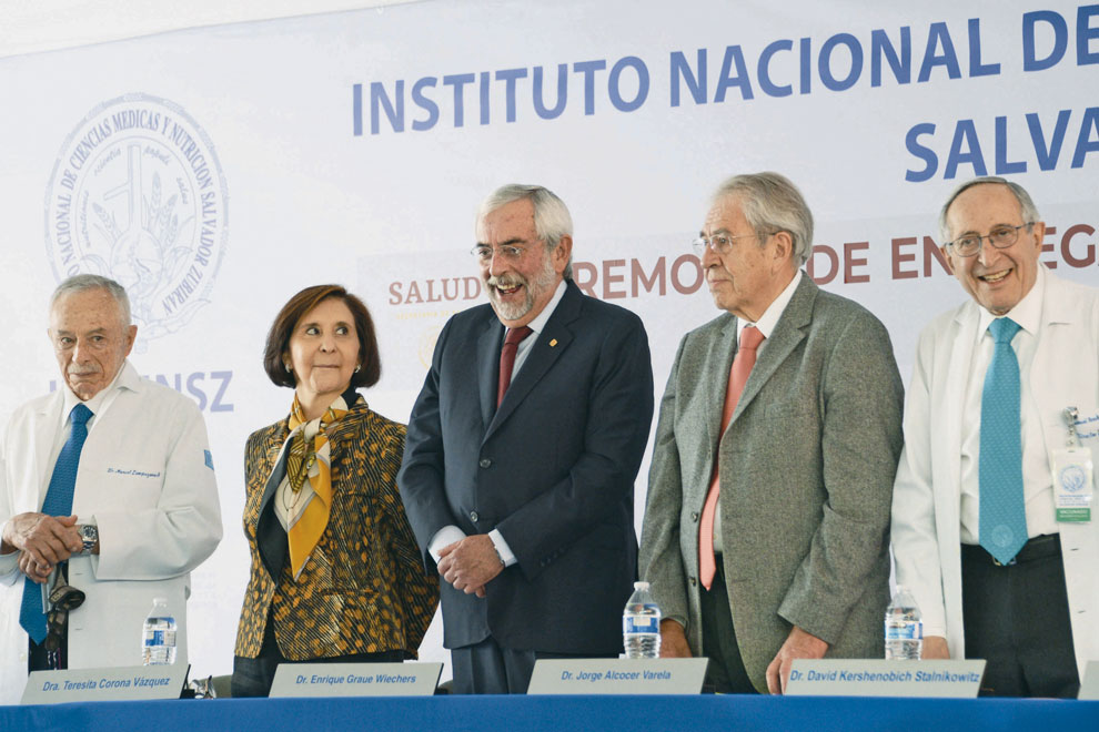 Teresita Corona, Enrique Graue, Jorge Alcocer y David Kershenobich. Foto: Benjamín Chaires.