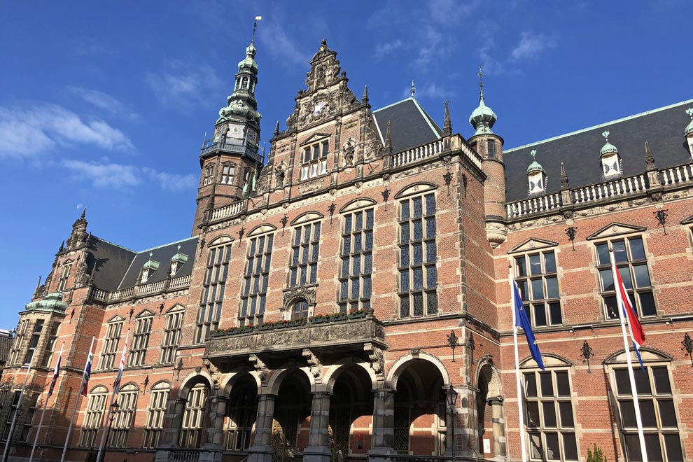 Universidad de Groningen.