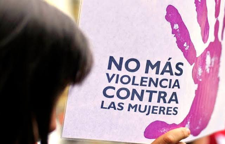 Violencia estética: atacar a la mujeres por su físico - UNAM Global