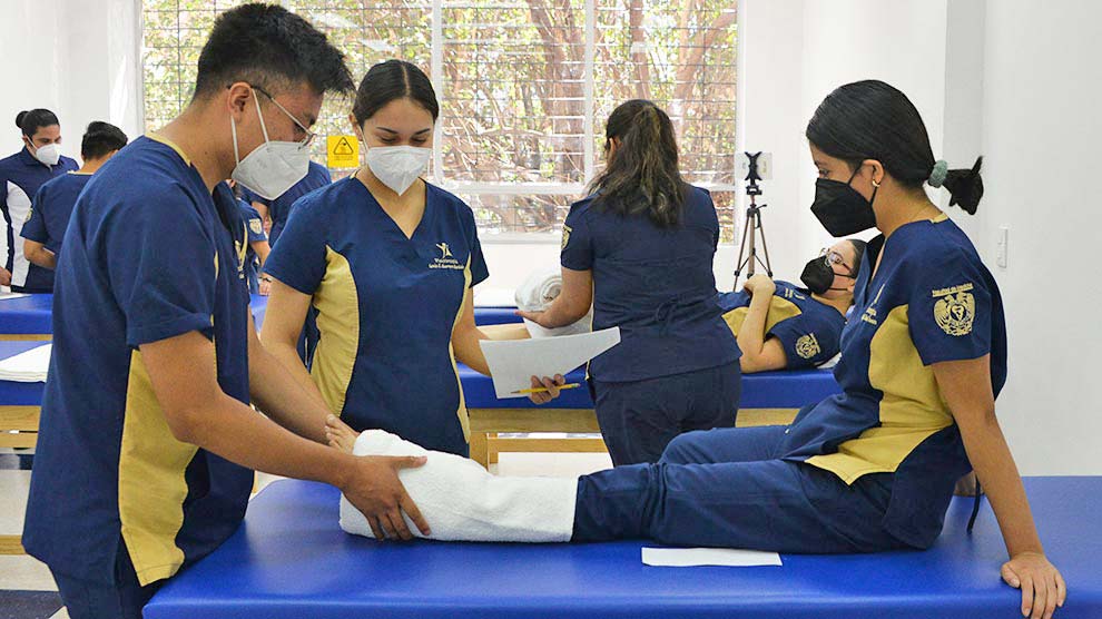 Estrena instalaciones licenciatura en Fisioterapia - Gaceta UNAM