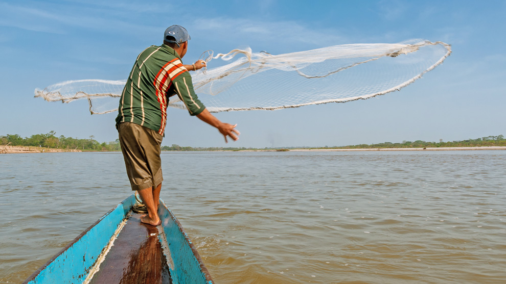 La pesca ilegal, un peligro para la viabilidad de numerosas